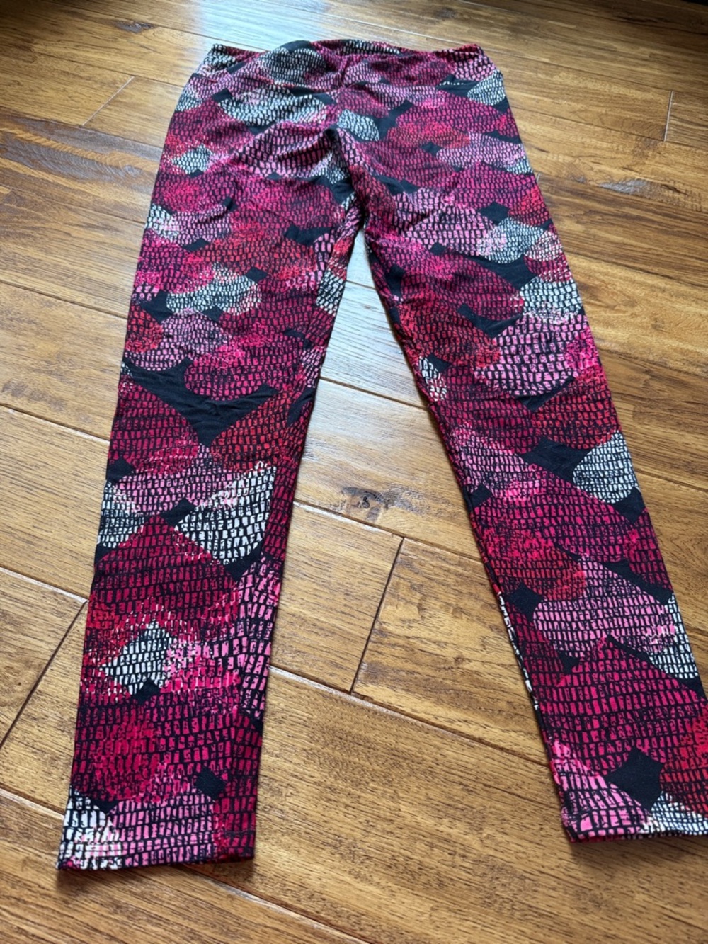 LuLaRoe Pink Red Black Patterned Leggings